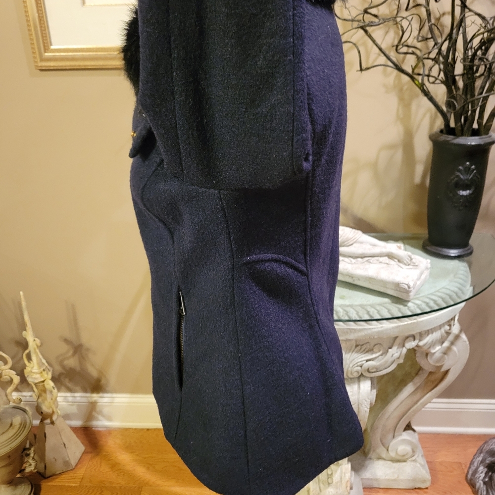 Bebe Jacket With Faux Fur Collar - Picture 8 of 15